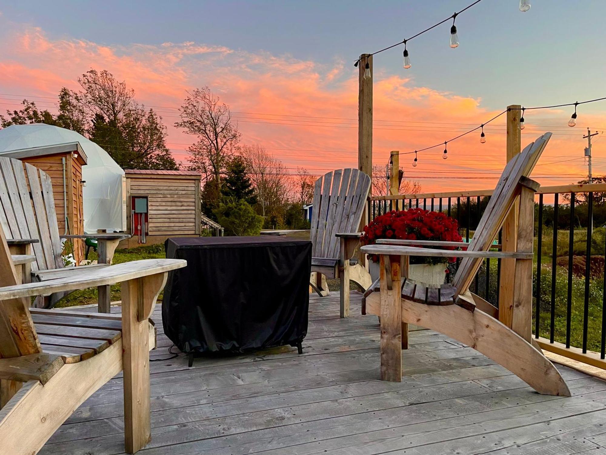 Villa Port Wade Glamping Domes Victoria Beach Exterior foto